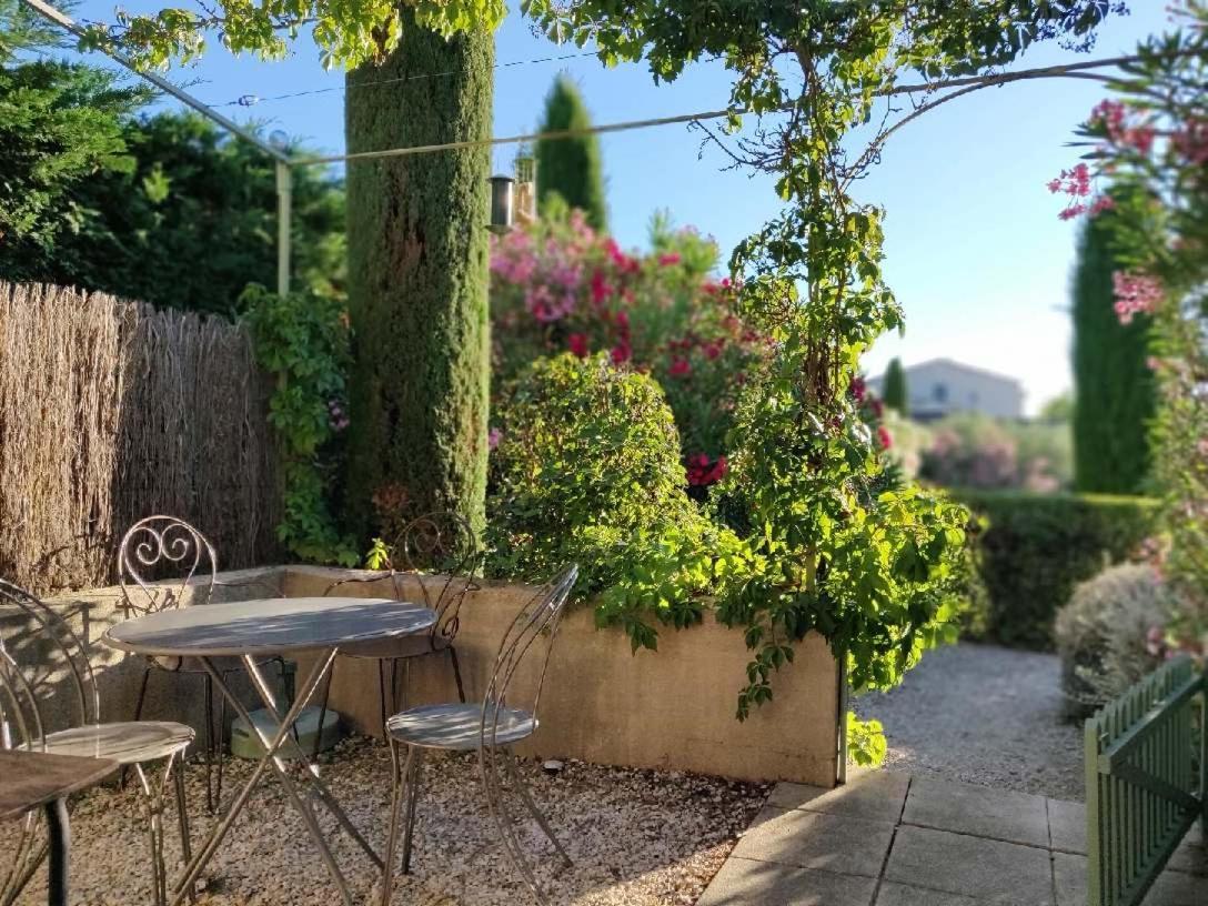 Un Gite En Provence - Les Jardins De Fontanille Saint-Rémy-de-Provence Eksteriør billede