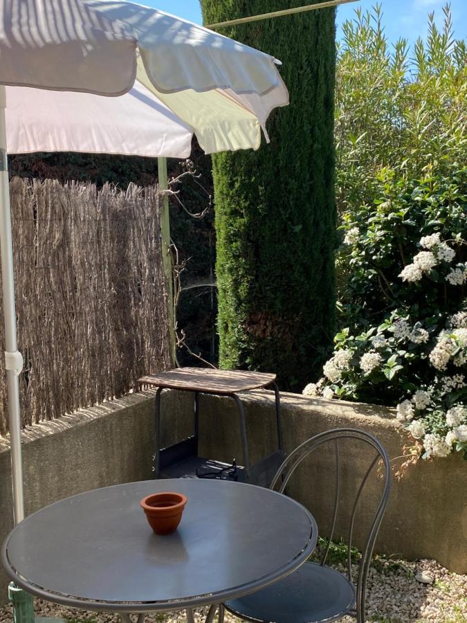 Un Gite En Provence - Les Jardins De Fontanille Saint-Rémy-de-Provence Eksteriør billede